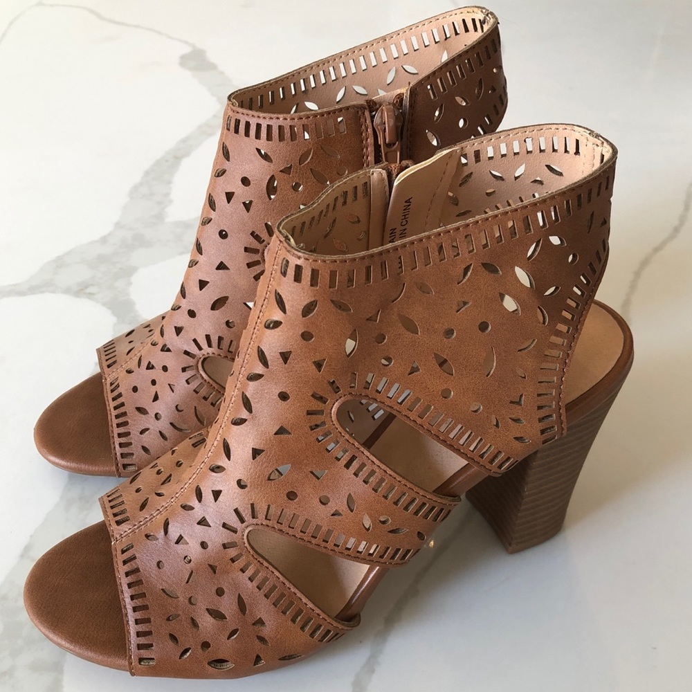 Francesca’s Laser Cut Heel Sandals